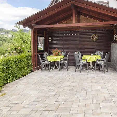 Cosy In Near Centre Holiday home *